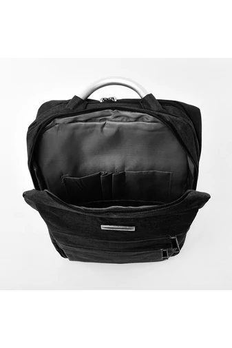 Čierny Ruksak Business Class Wizzair veľkosť (40*30*17cm)