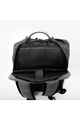 Kávovohnedý Ruksak Business Class Wizzair veľkosť (40*30*17cm)