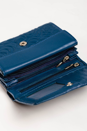 Sylvia Belmonte modrá peňaženka s vytlačeným vzorom ruží vyrobená z pravej kože