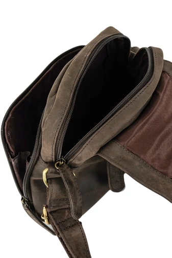 Čierna pánska crossbody taška z pravej kože prémiovej kvality