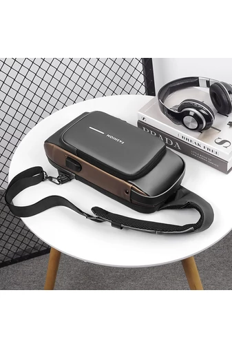 Bonluo sivá/hnedá crossbody kabelka z imitácie kože s bezpečnostným zámkom
