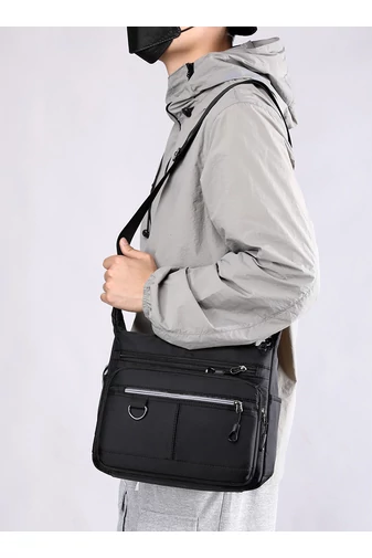 Bonluo  pánska čierna crossbody taška vyrobená z vodeodolného materiálu