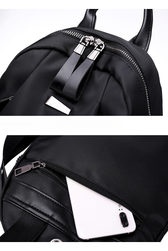 Bonluo Čierny batoh vyrobený z vodeodolného materiálu s kľúčenkou Rozmery 43*29*15cm