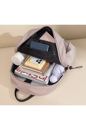 Bonluo čierny ruksak prémiovej kvality s USB kontaktom vyrobený z vodeodolného materiálu Veľkosť 40x35x15 cm