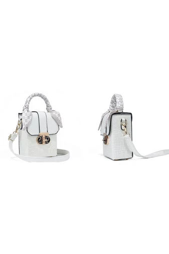 Čierna crossbody kabelka Bonluo z lakovanej kože Veľkosť 17*13*8cm