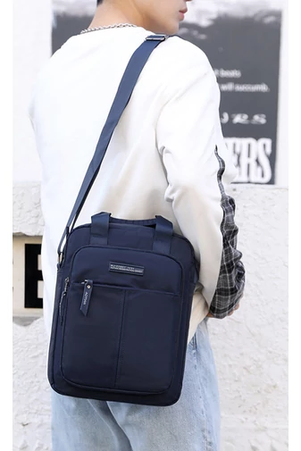 Tmavomodrá nepremokavá crossbody taška Bonluo veľkosť (32*25*13cm)
