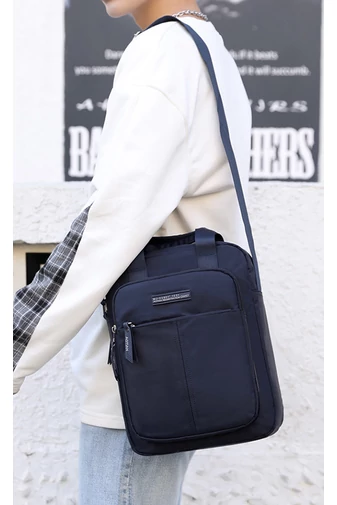 Tmavomodrá nepremokavá crossbody taška Bonluo veľkosť (32*25*13cm)