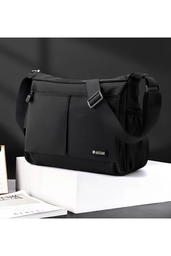 Čierna crossbody taška Bonluo pre mužov vyrobená z vodotesného materiálu Veľkosť (25*33*13cm)