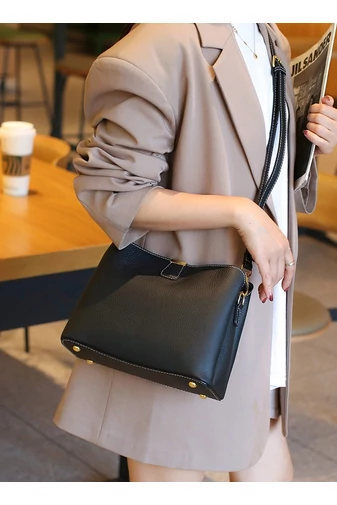 Kabelka na rameno/Crossbody Kabelka 2v1 z Pravej Kože, Kompaktná, Elegantná, Bonluo, Čierna 18×25×11cm