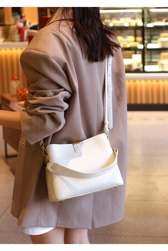 Kabelka na rameno/Crossbody Kabelka 2v1 z Pravej Kože, Kompaktná, Elegantná, Bonluo, Biela 18×25×11cm
